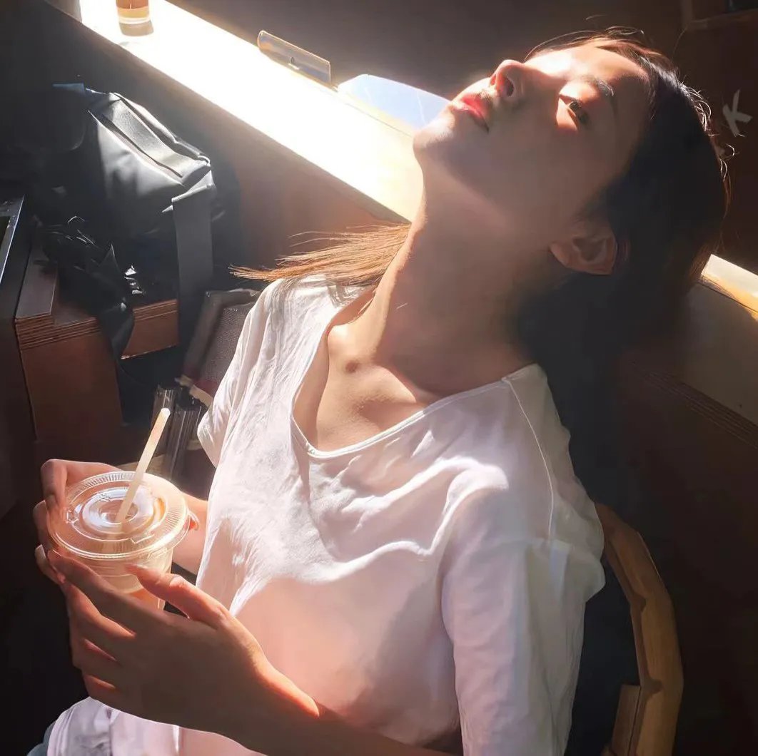 黑湖妖潭